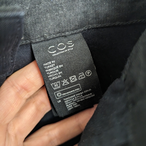 COS relaxed button up cotton chinos - Picture 5 of 7